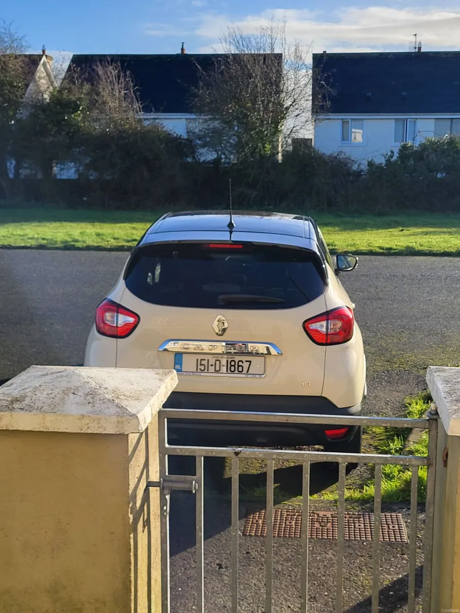 Renault Captur 2015 - Image 2