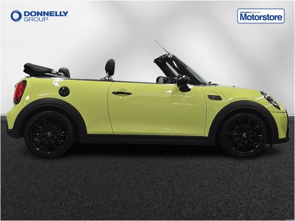 MINI Convertible Cooper S Exclusive - Image 3
