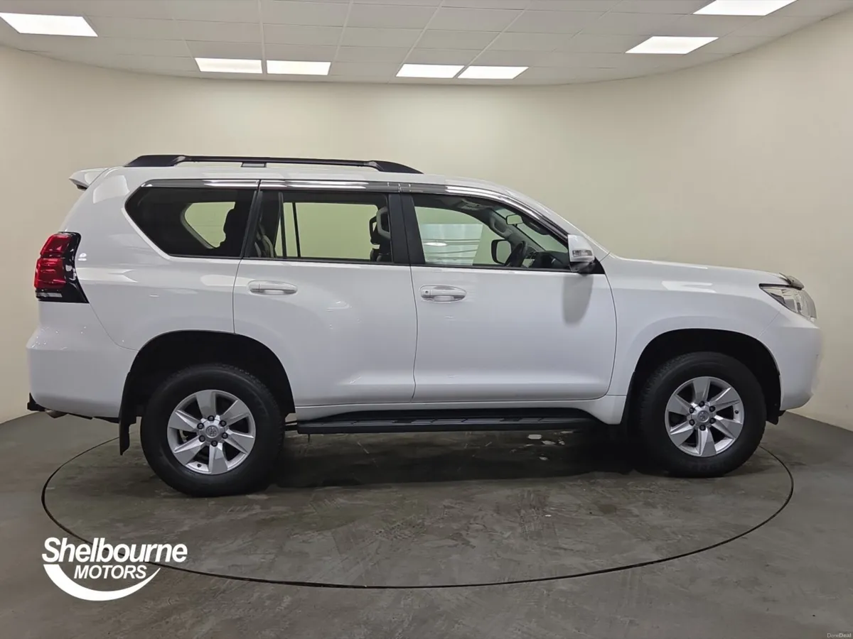 Toyota Land Cruiser 2.8 D-4D 204 Active 5dr Auto 7 - Image 3