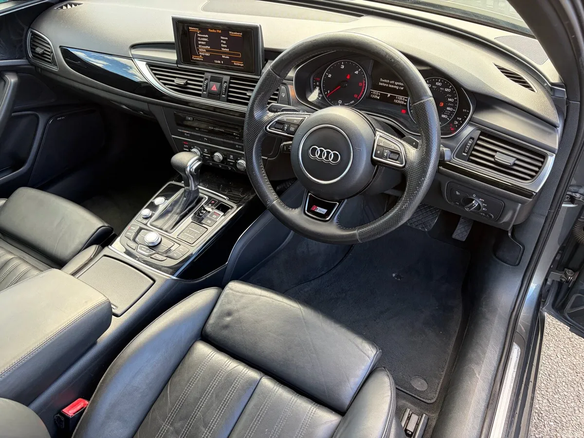Audi A6 SLine Black Edition Avant - Image 5