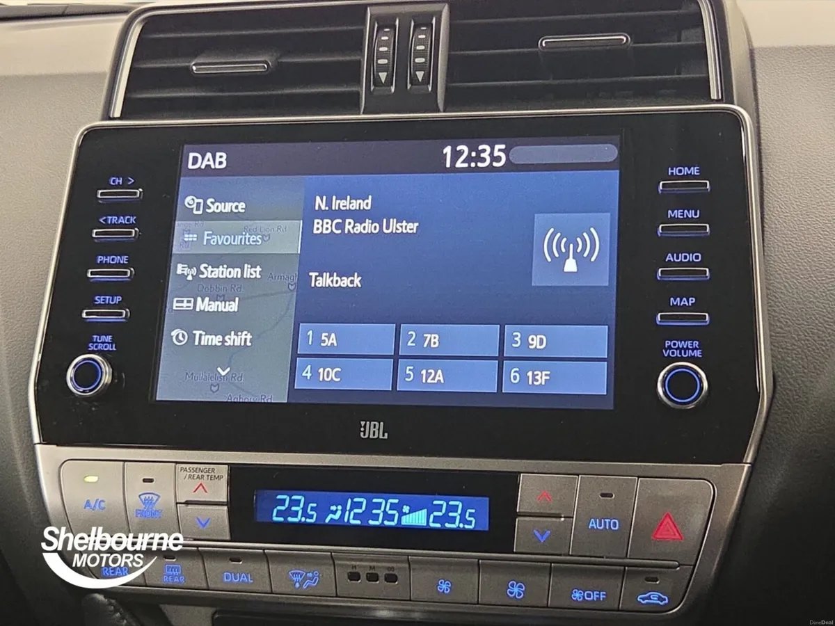 Toyota Land Cruiser 2.8 D-4D 204 Invincible 5dr Au - Image 5