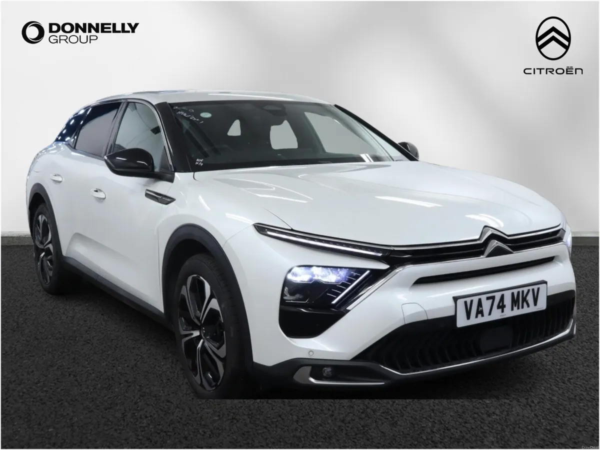 Citroen C5 X 1.6 Plug-in Hybrid 225 Shine 5dr e-EA - Image 1