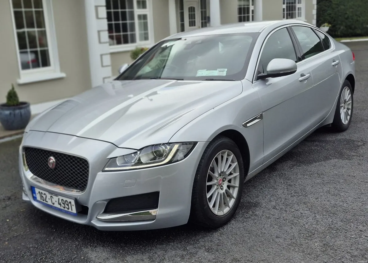 Jaguar XF 2.0 Diesel Automatic - Image 3