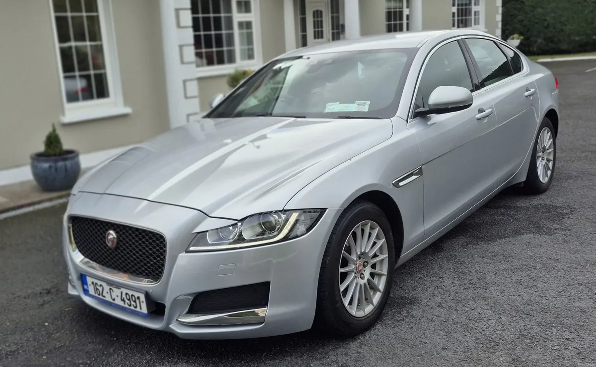 Jaguar XF 2.0 Diesel Automatic - Image 4