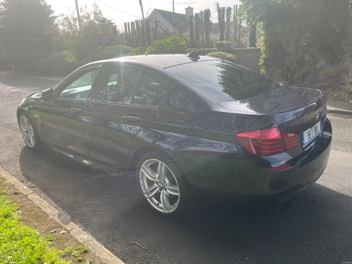 BMW 5-Series 2015 - Image 6