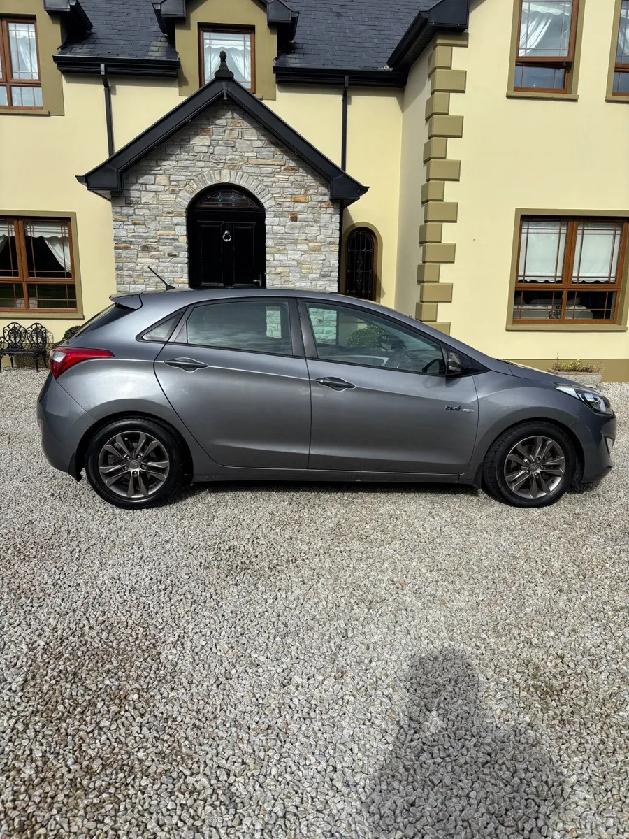 Hyundai i30 2013 1.6 DSL Deluxe - Image 2
