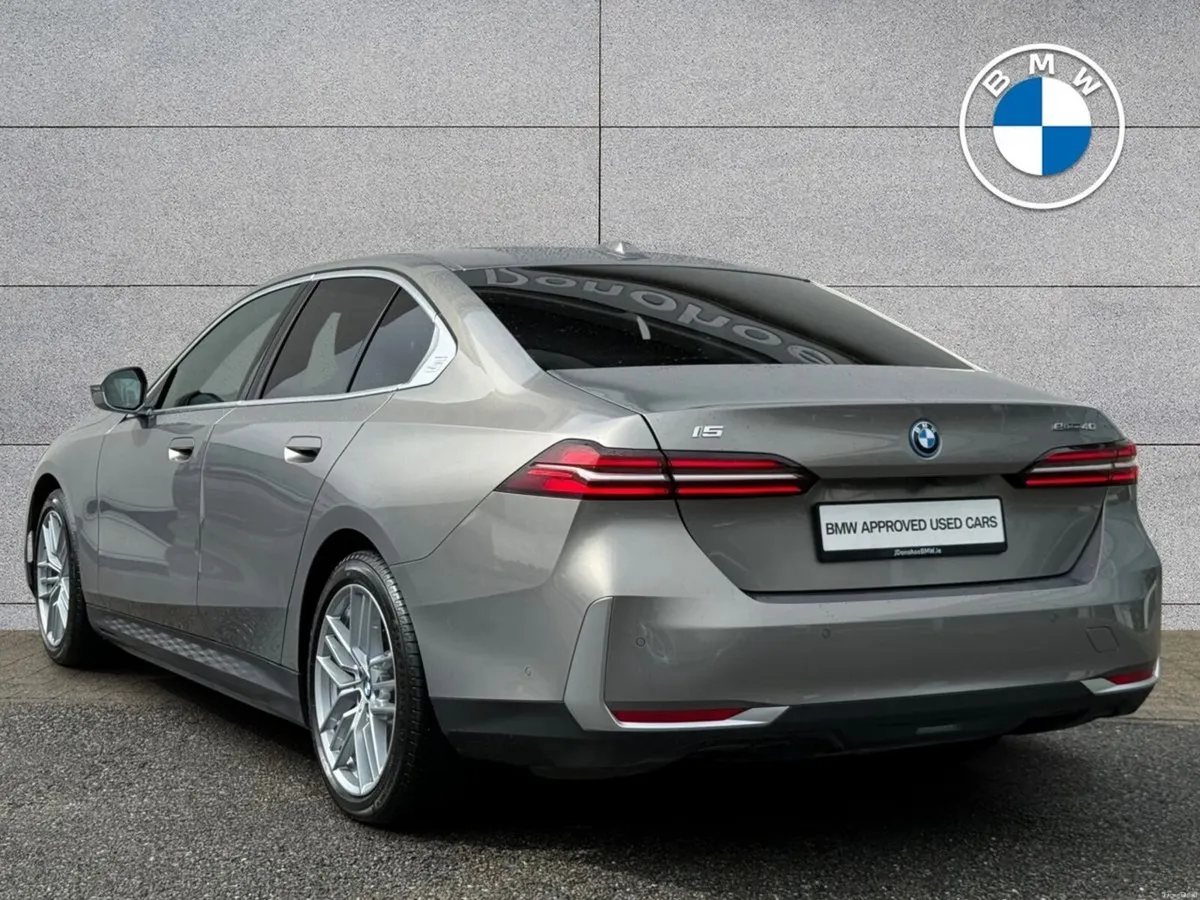 BMW i5 eDrive40 Sport Edition Saloon - Image 2
