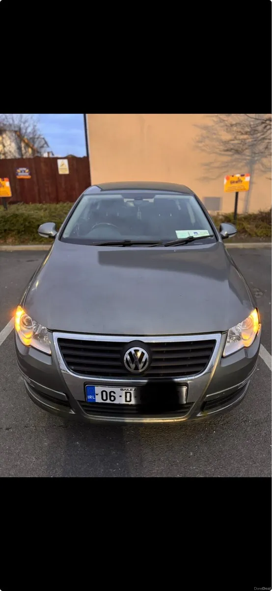 VW Passat - Image 5