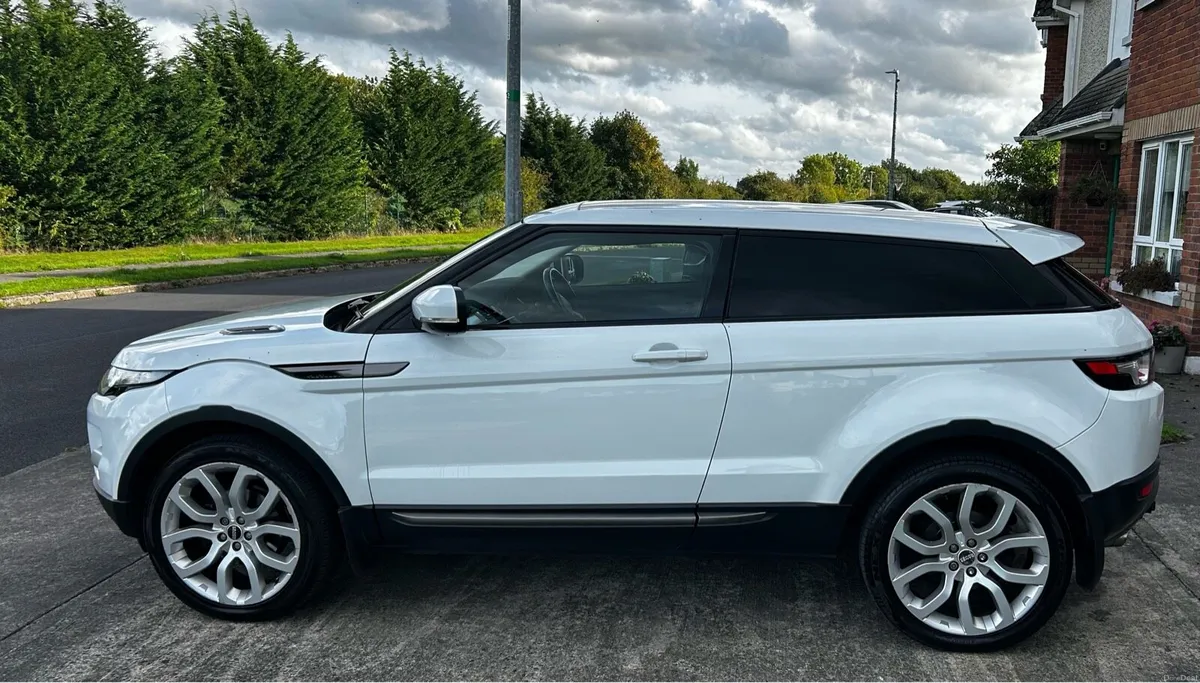 Range Rover Evoque Pure 2.2 SD - Image 5
