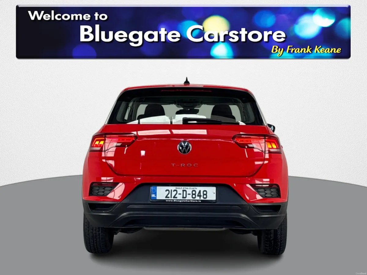 Volkswagen T-Roc 1.0 TSI MANUAL **FULL BLACK CLOTH - Image 3