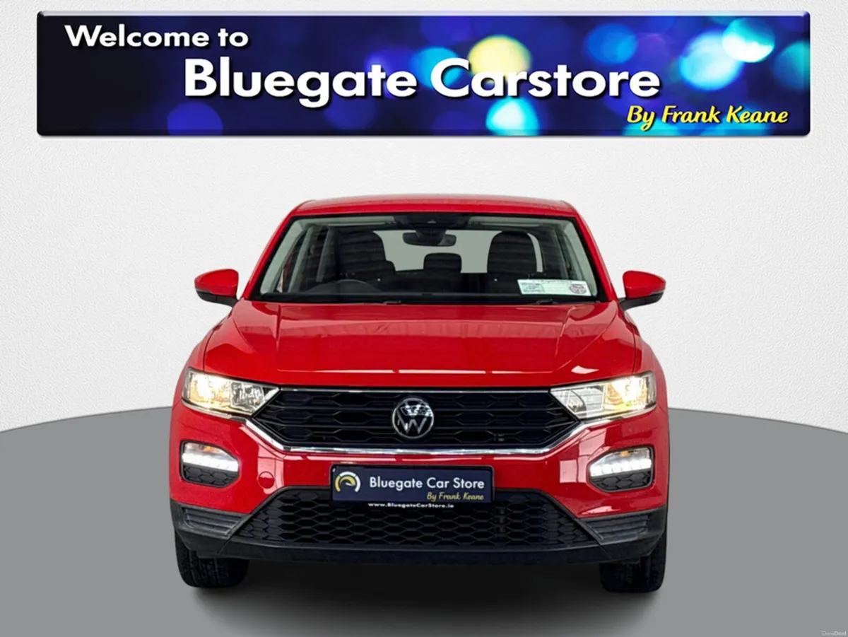 Volkswagen T-Roc 1.0 TSI MANUAL **FULL BLACK CLOTH - Image 5