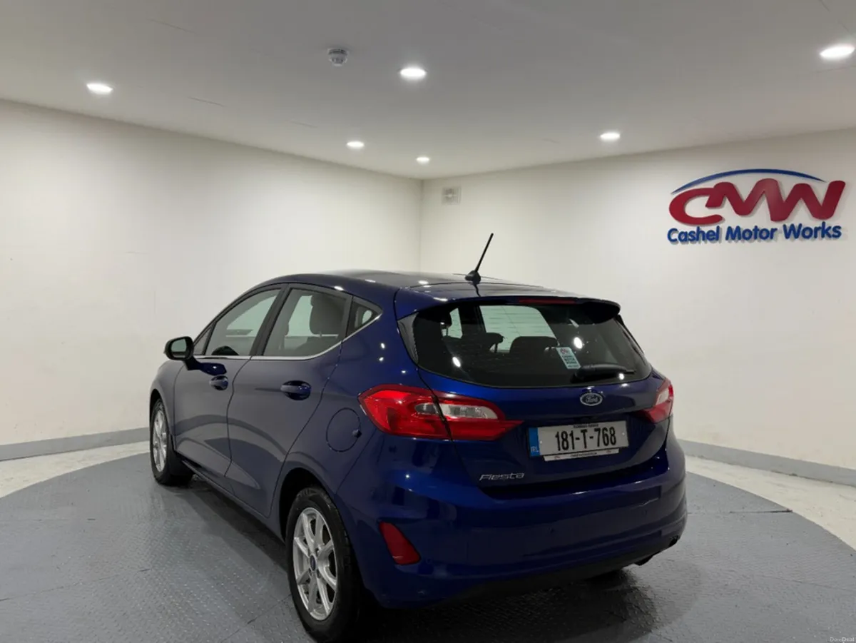 Ford Fiesta TITANIUM 1.5 TDCI 85PS 6 6SPEED 4 - Image 5