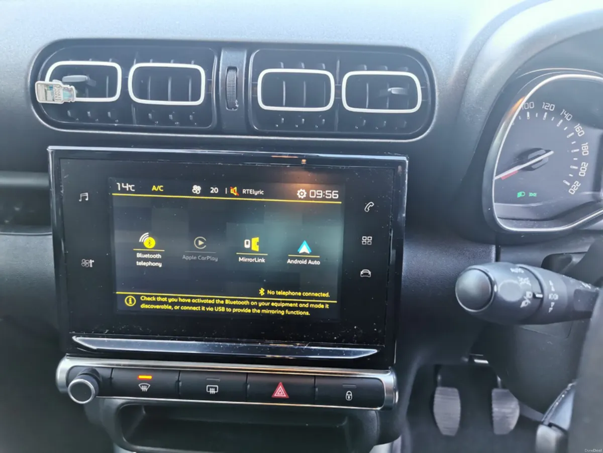 Citroen C3 Aircross FEEL PURETECH 82 4 4DR - Image 4