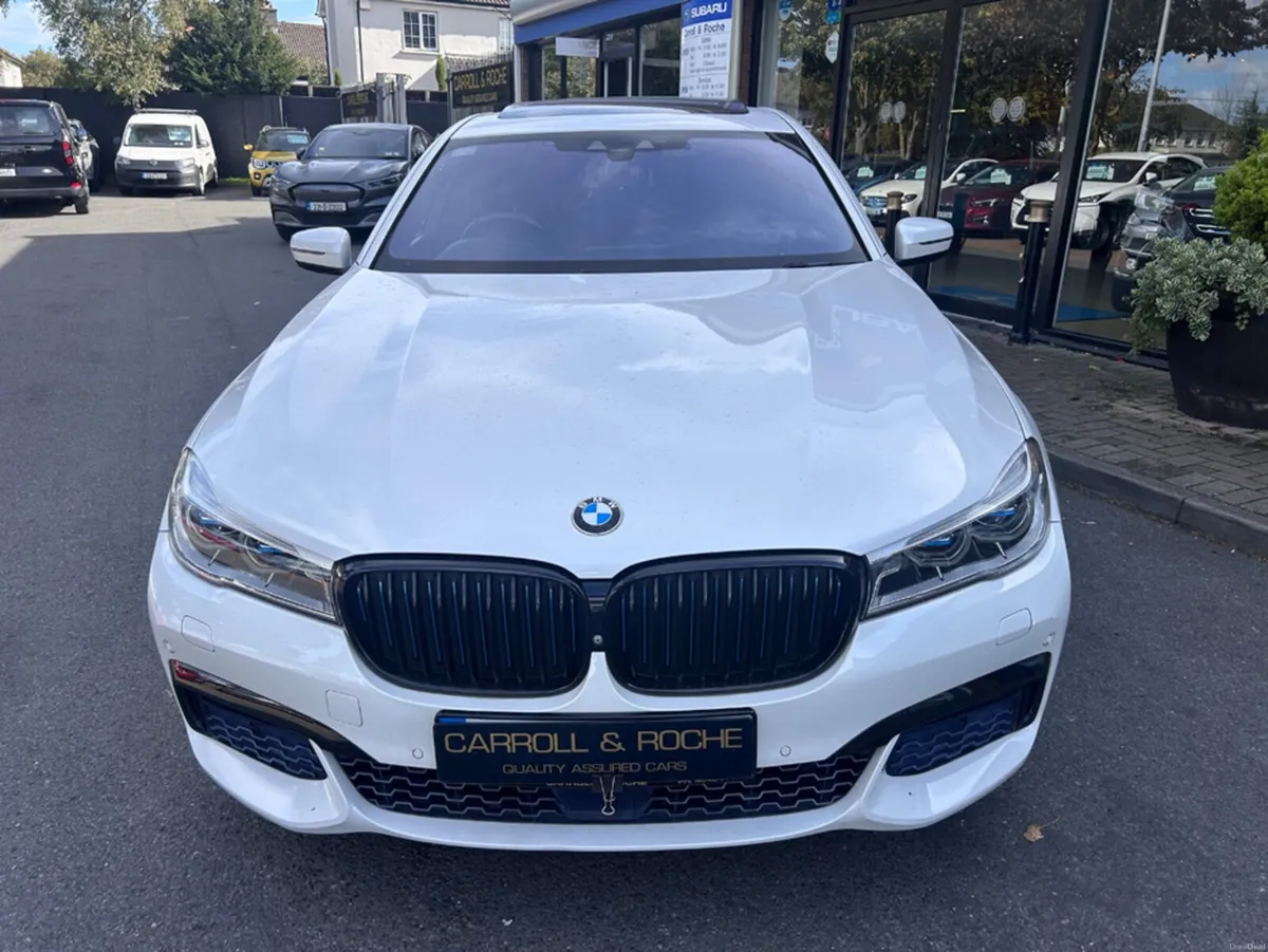 BMW 7-Series Stunning M-Sport - Ice White + Black - Image 5