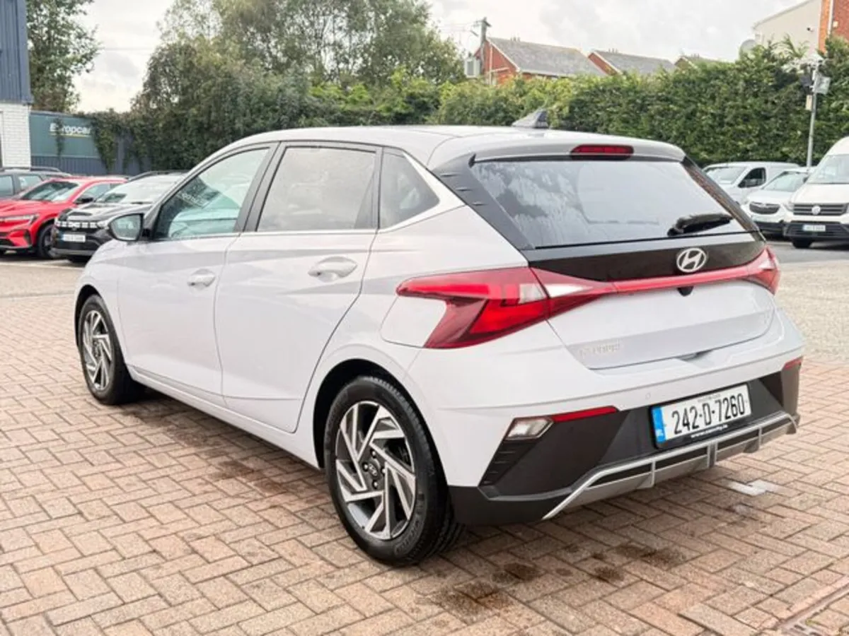 Hyundai i20 Deluxe Plus - Image 5