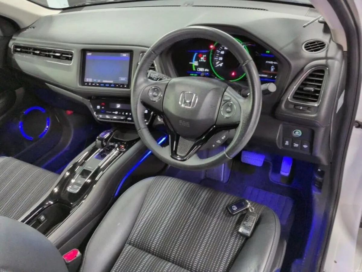 Honda Vezel HYBRID Z - Image 4