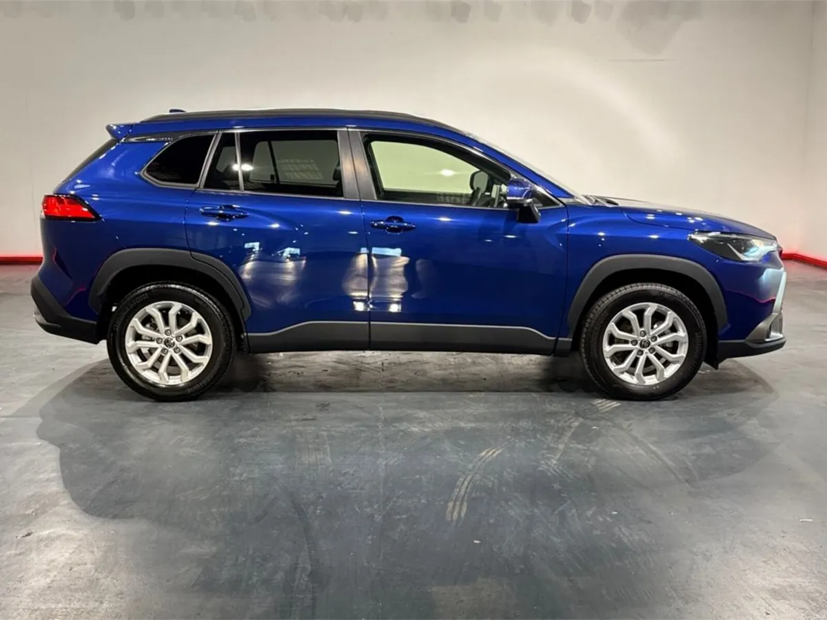 Toyota Corolla Cross 1.8 HYBRID AUTOMATIC SUV - FA - Image 2