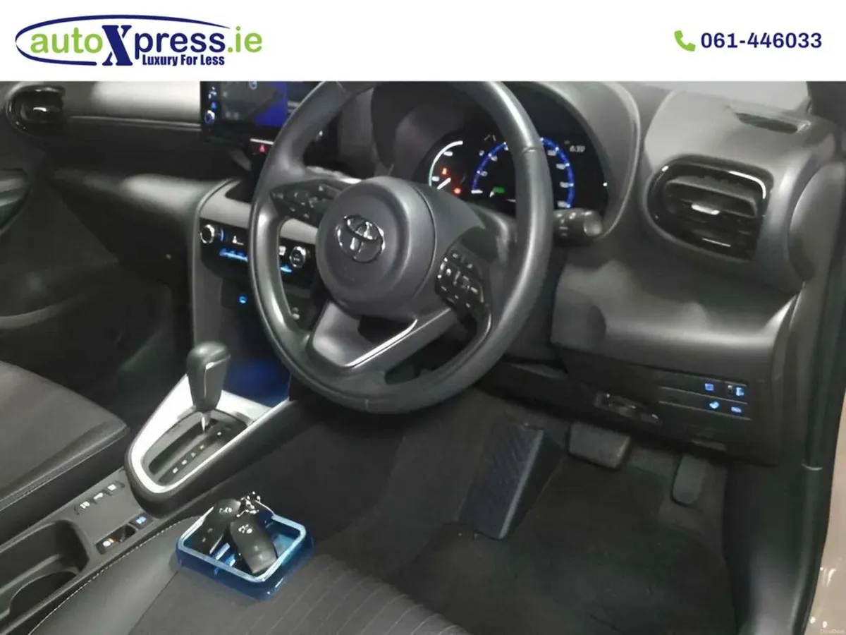 Toyota Yaris Cross 1.5 HYBRID Z, Ultra Low mileage - Image 4