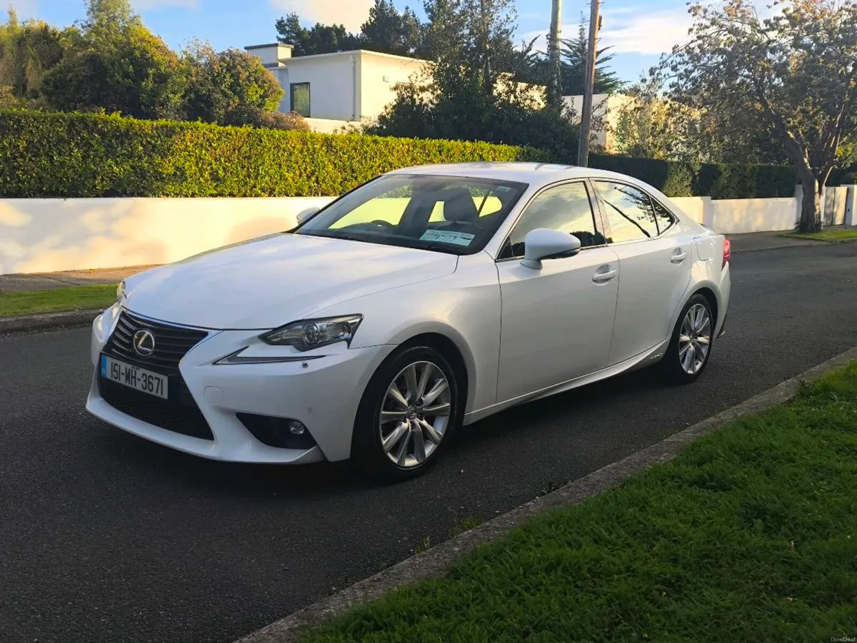 2015 IS300H HYBRID FULL HISTORY NCT 9/27 TAX 12/26 - Image 4