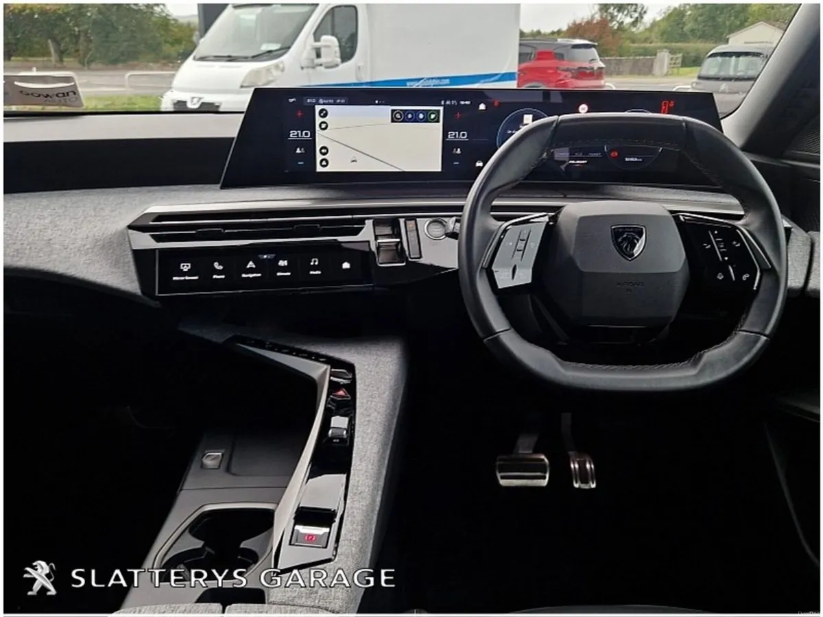 Peugeot 3008 BEV 73kWH 210BHP Allure - Image 2