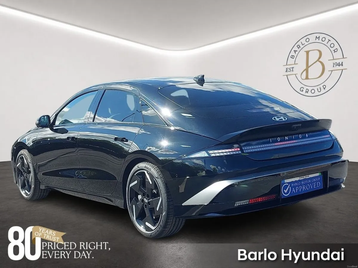 Hyundai IONIQ 6 Platinum 84kWH **MASSIVE SAVINGS** - Image 6