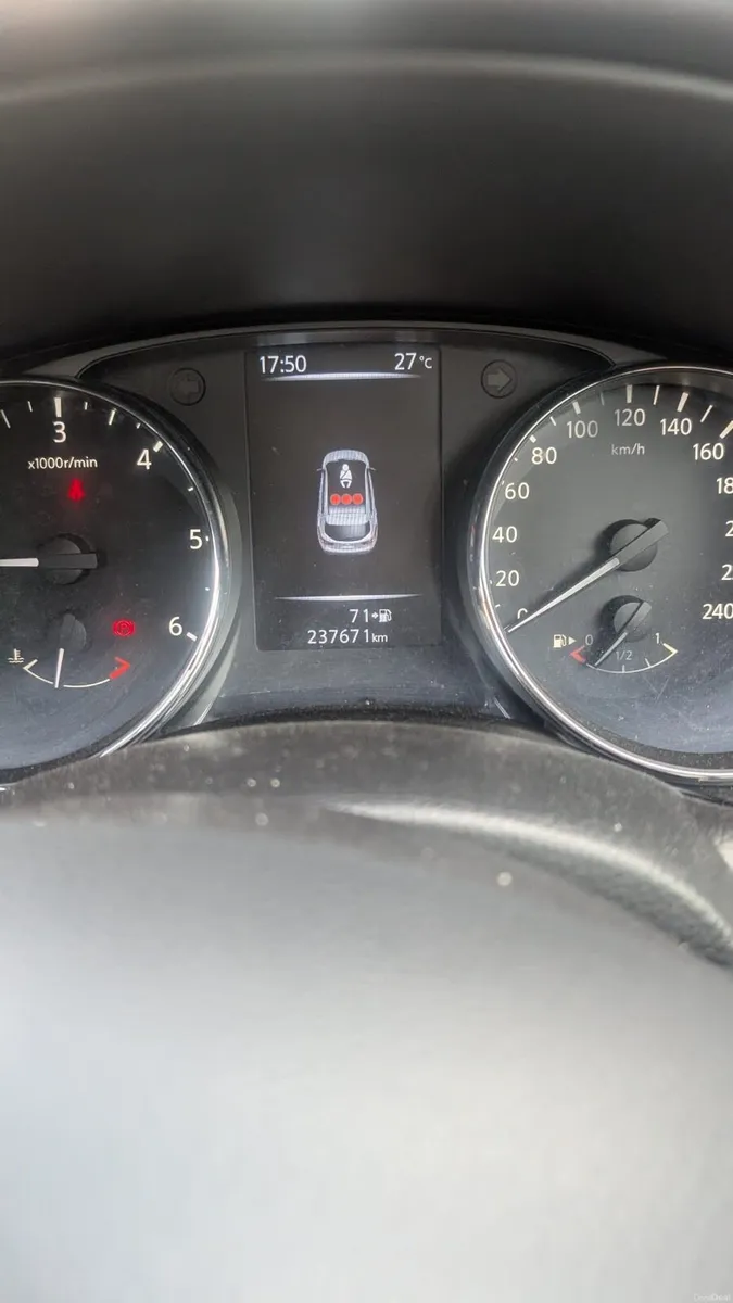 Nissan quasqai - Image 5