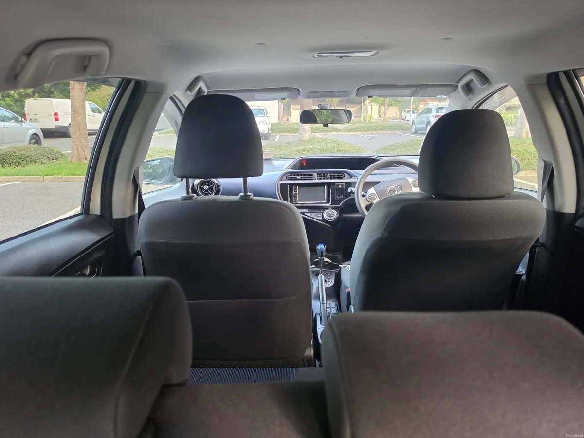 Car - Image 5