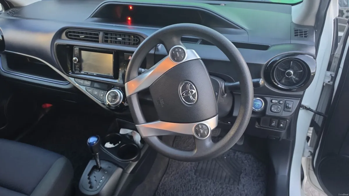 Car - Image 2