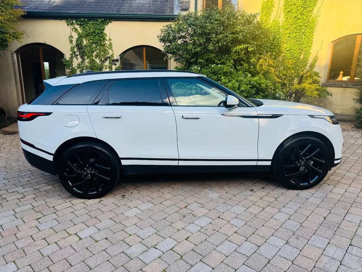 2019 Mdl  Range Rover Velar - STUNNING NI JEEP - Image 2