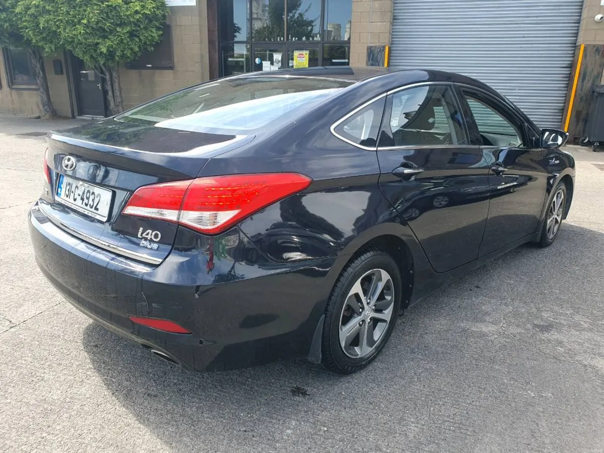 Car - Image 6