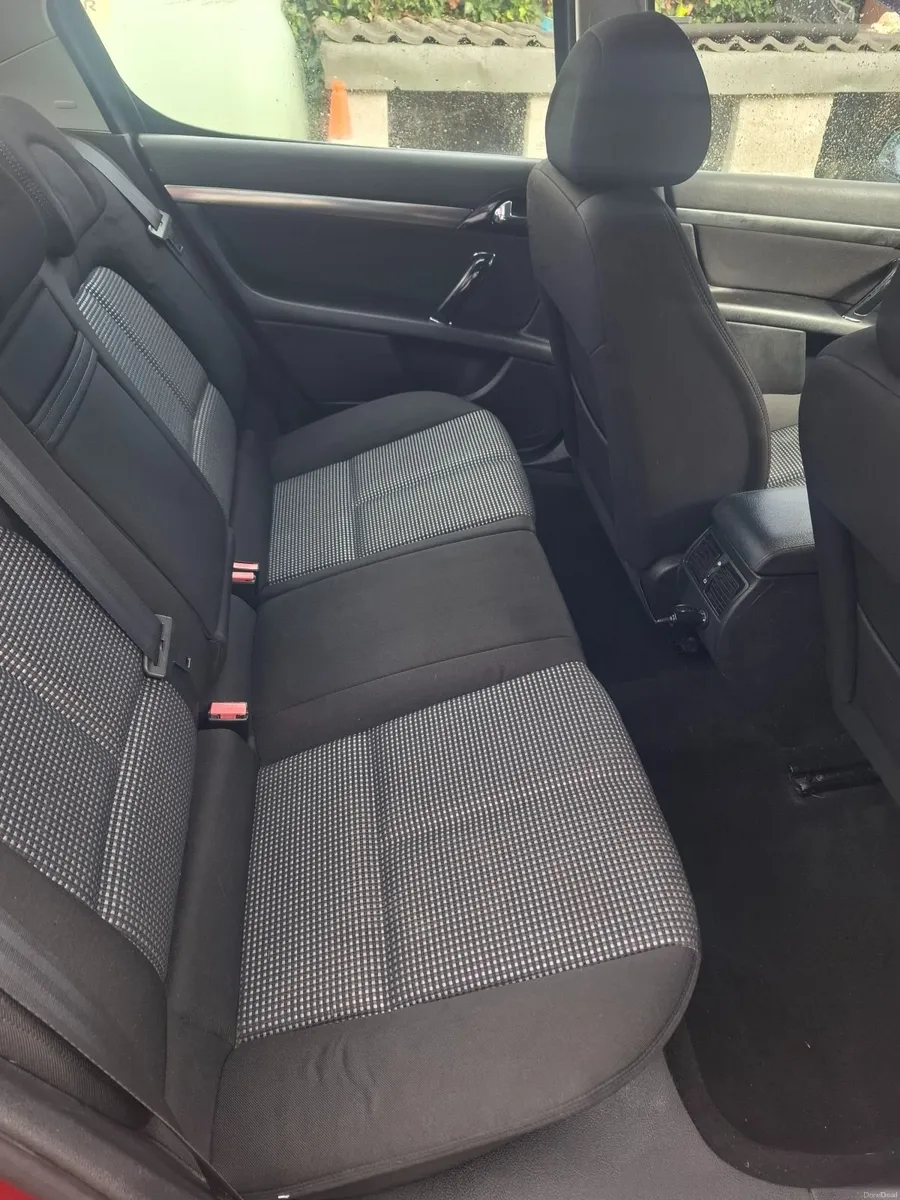 Peugeot 407 2010 - Image 6
