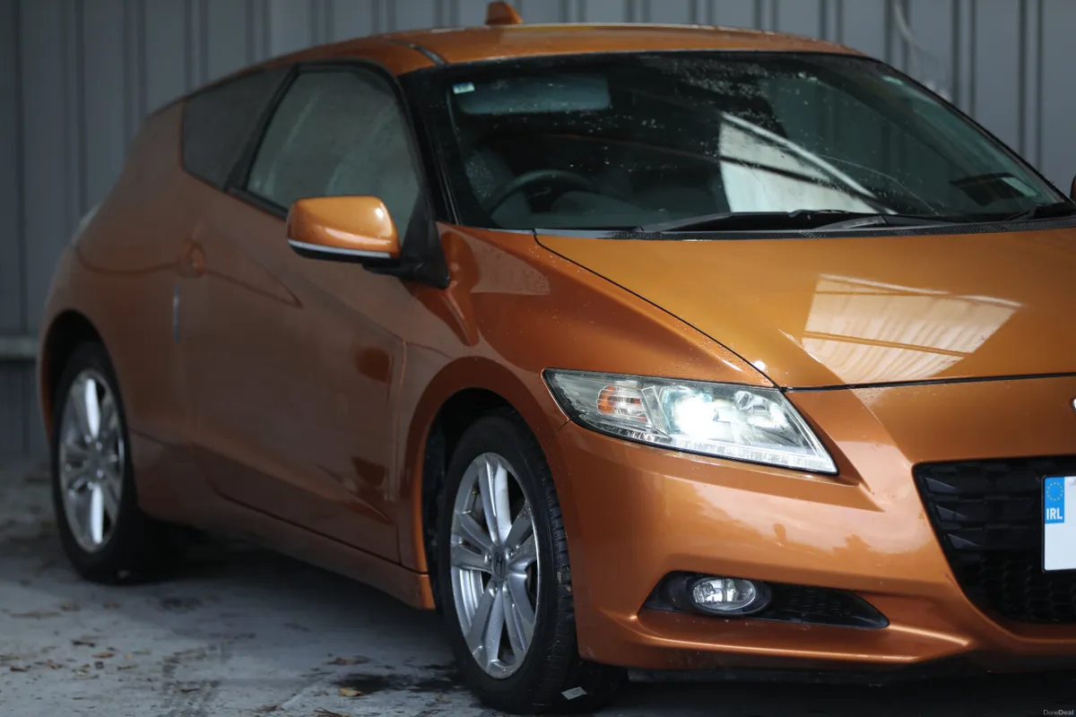 Honda CR-Z 2010 (unique colour & unique condition) - Image 2
