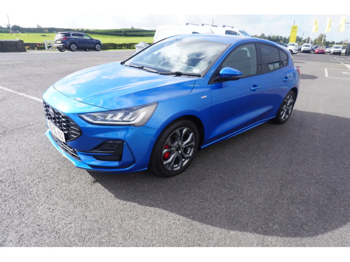 Ford Focus ST-LINE 5DR 1.0T 125 MHEV - Image 5