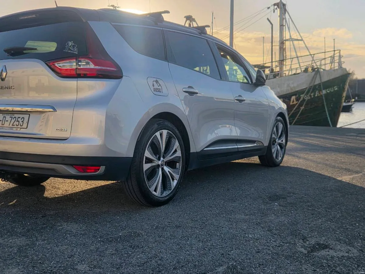 Renault grand scenic - Image 6