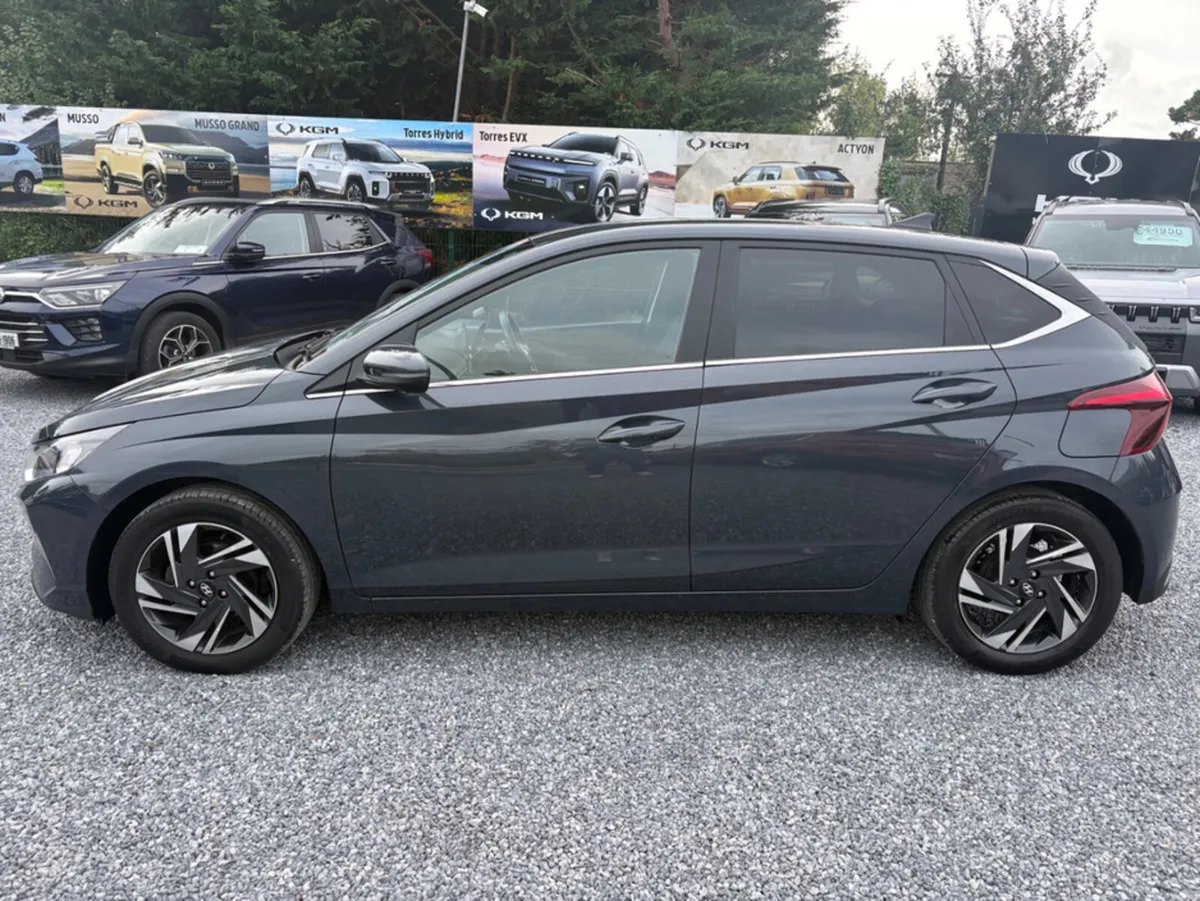 Hyundai i20 DELUXE PLUS 5DR - Image 4
