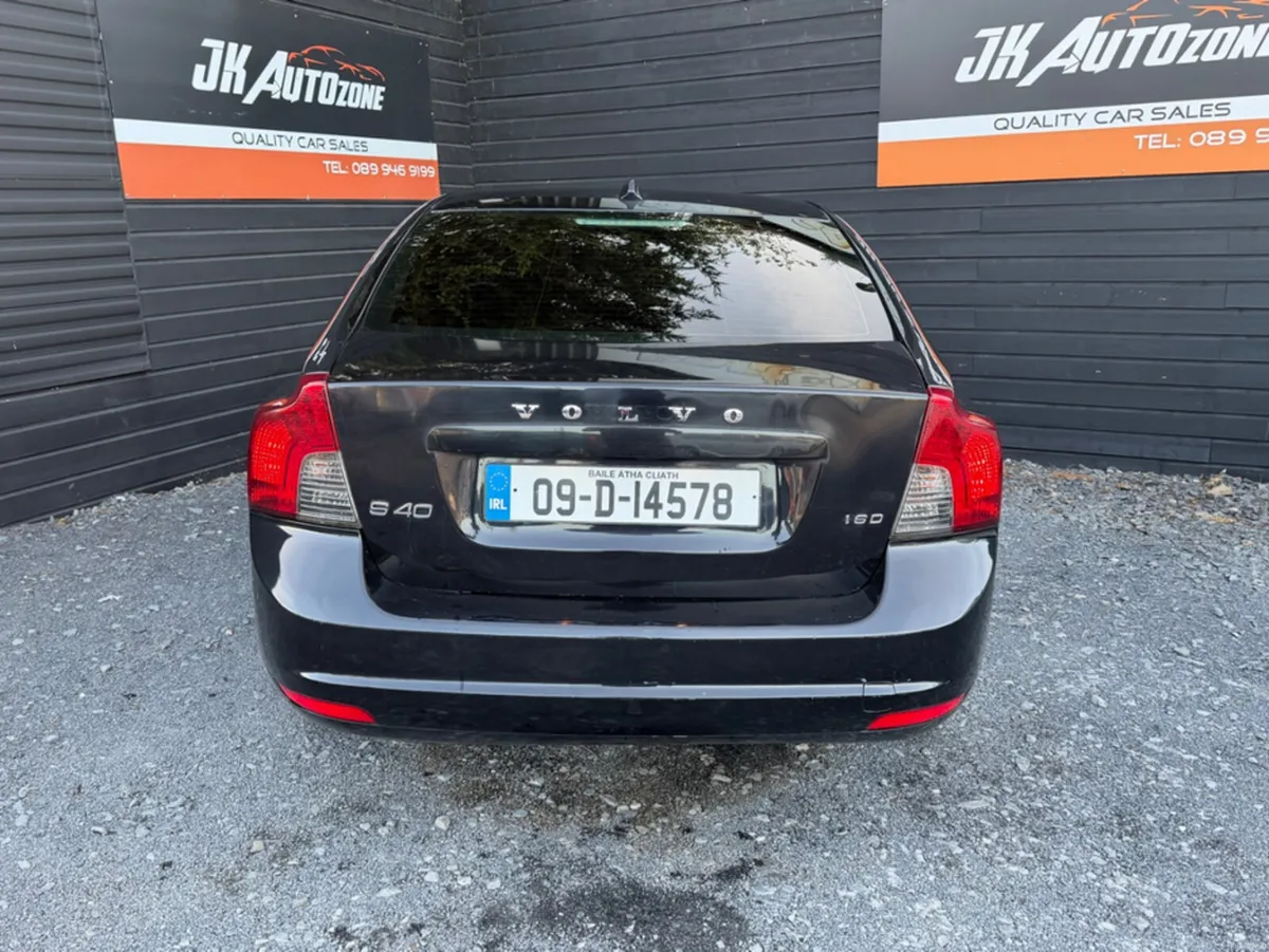 Volvo S40 1.6 D SE 2009 - Image 5