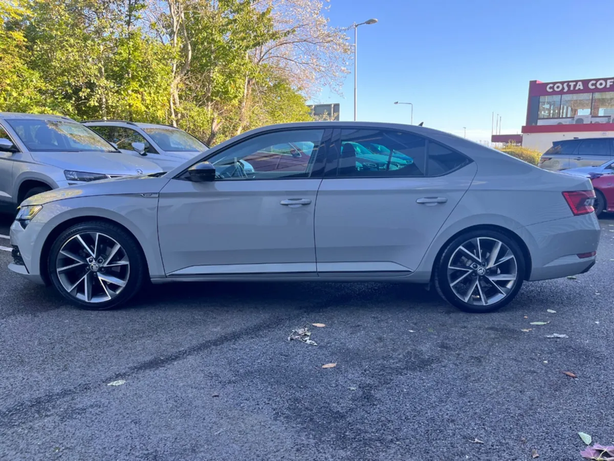 Skoda Superb 2.0 DIESEL SPORTLINE AUTO - Image 4