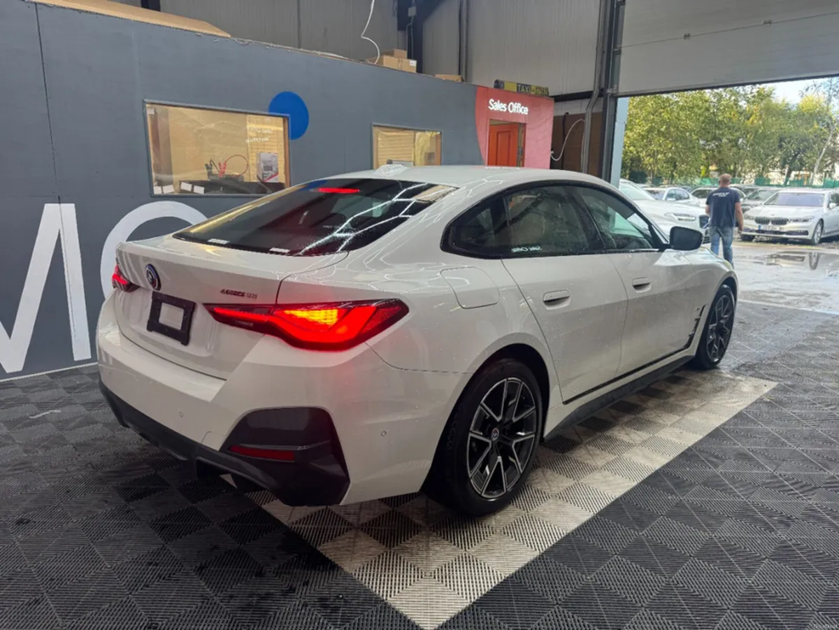 BMW i4 2023 BMW I4 EDRIVE35 M-SPORT AUTOMATIC / PA - Image 3