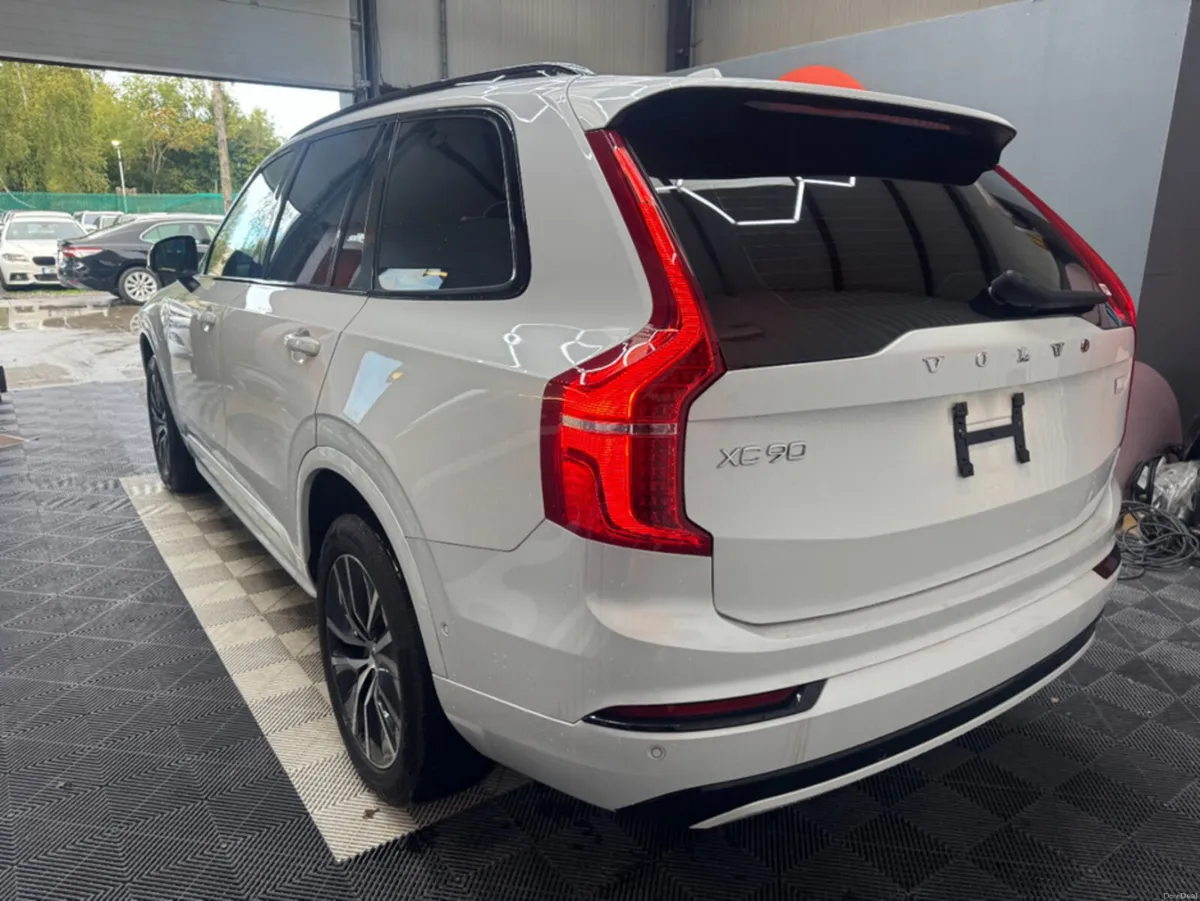 Volvo XC90 2023 VOLVO Xc90 4wd RECHARGE PLUS T8 AW - Image 5