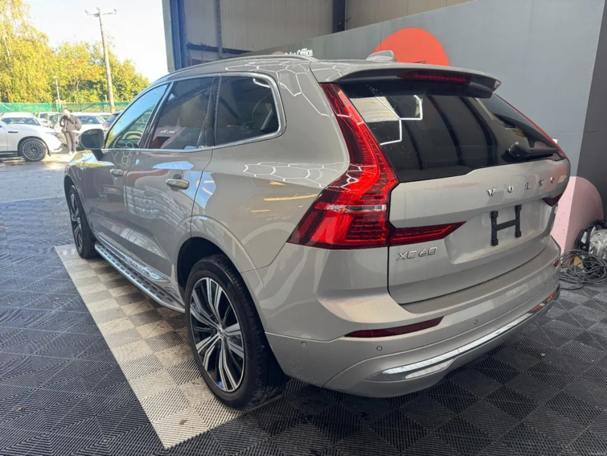 Volvo XC60 2021 VOLVO Xc60 4wd RECHARGE PLUG-IN HY - Image 5