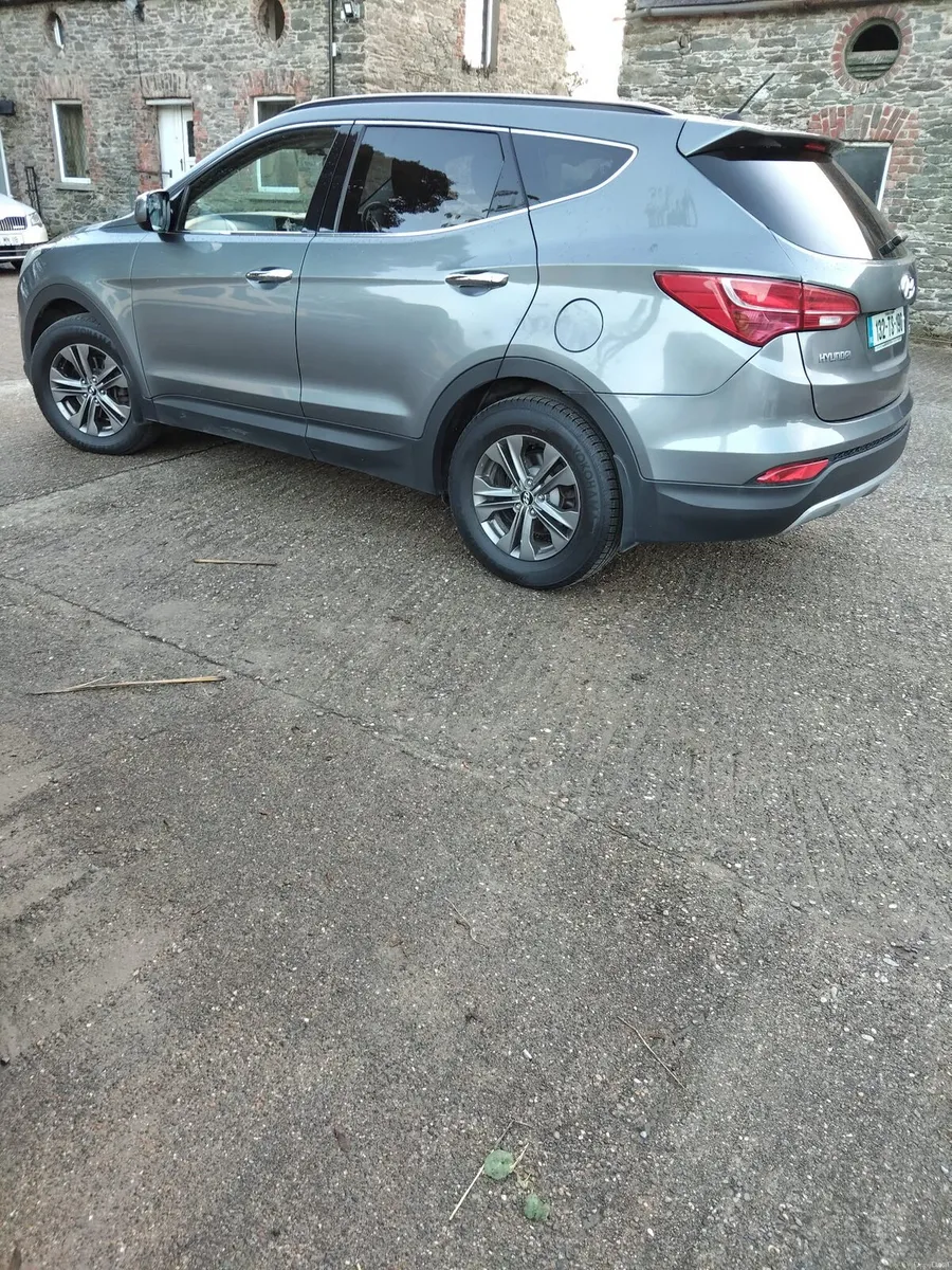 Tested and taxed 4wd 7 seater Hyundai Santa Fe - Image 3