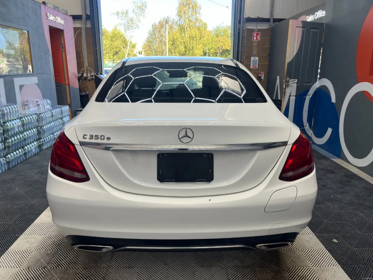 Mercedes-Benz C-Class 2017 MERCEDES-BENZ C350e AUT - Image 4