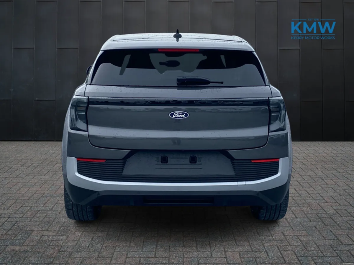 Ford Explorer 2-Seat Commercial Premium Ext Range - Image 6
