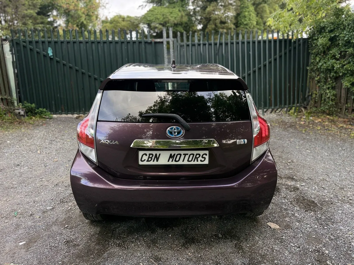 Image 4 of 15
