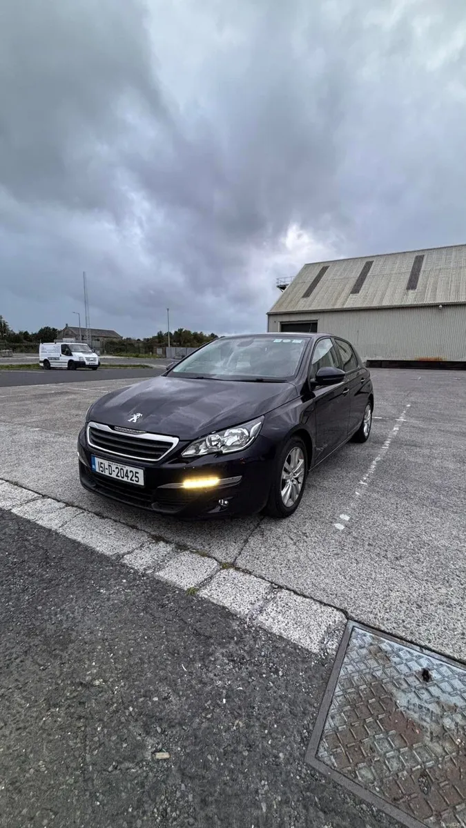 Peugeot 308 2015 Only 139.000km. - Image 1