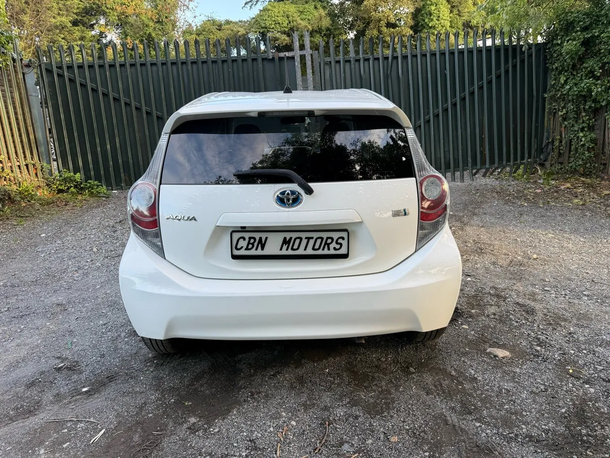 2014 Toyota Aqua 1.5 Petrol Hybrid Warranty 3Month - Image 4