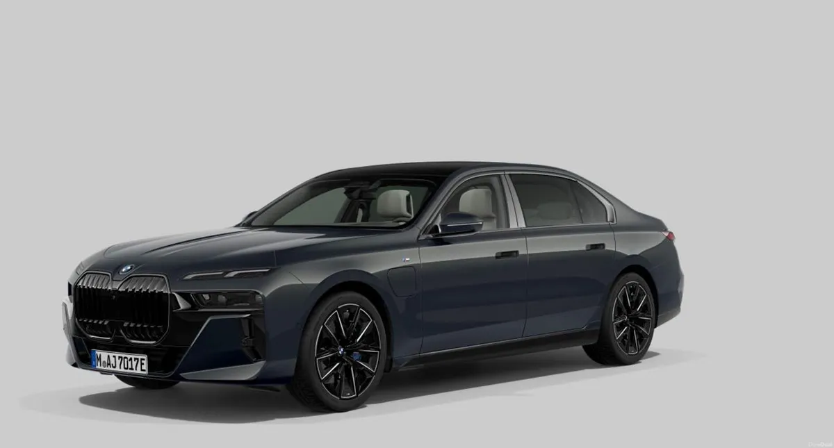 750E XDRIVE M SPORT PRO (INDIVIDUAL DRAVIT GREY) - Image 1