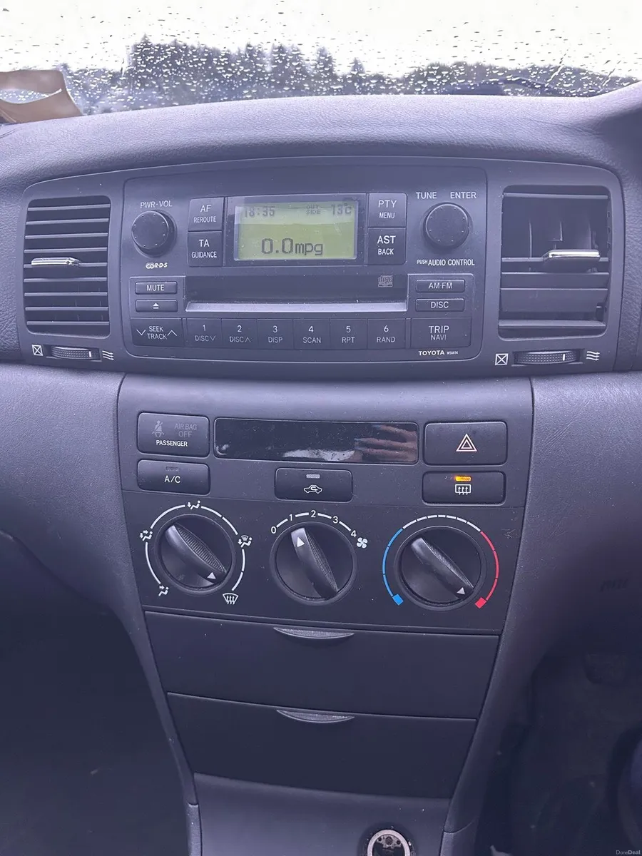 Toyota Corolla - Image 5