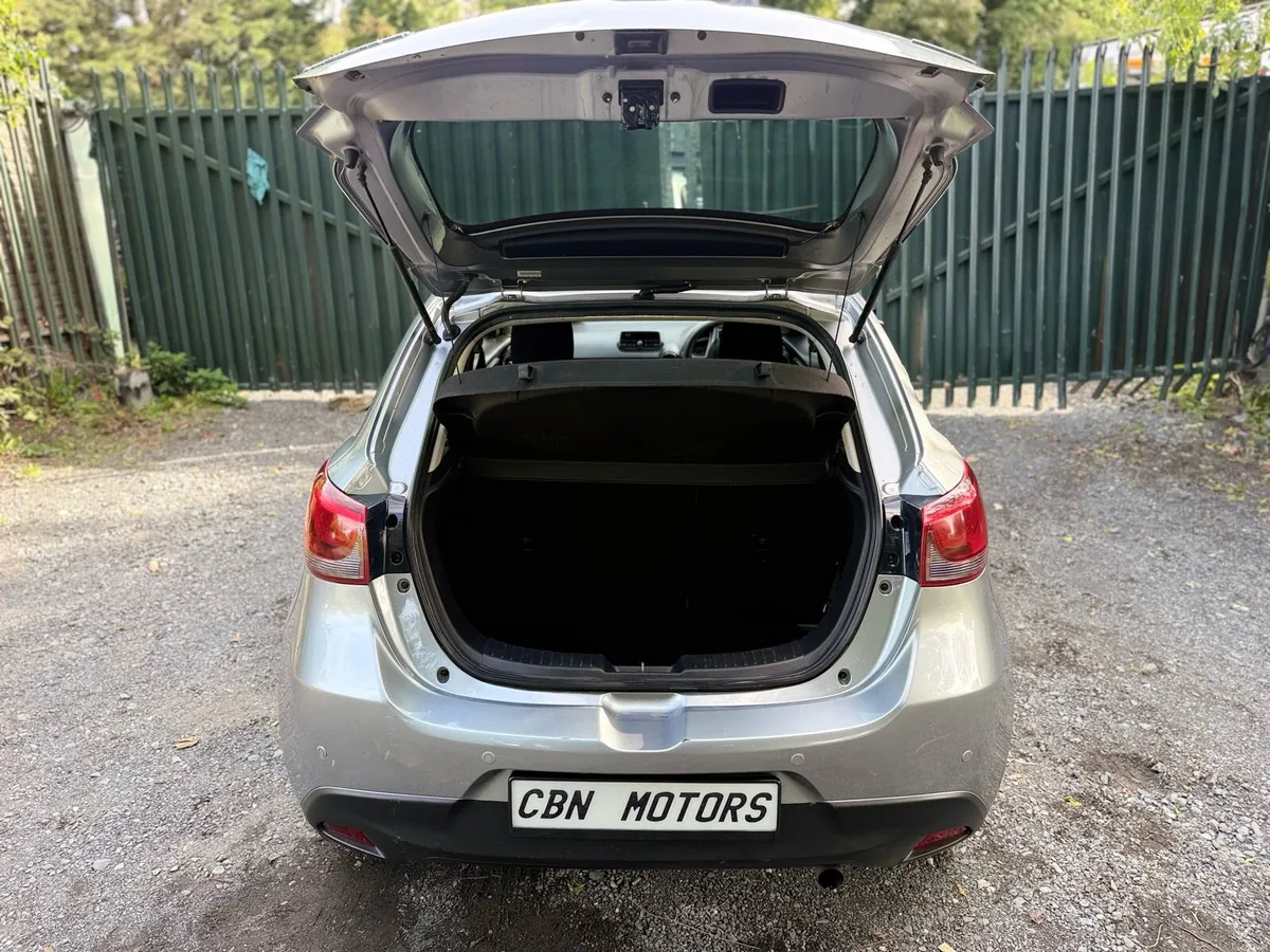 2015 Mazda 2 Skyactiv 1.5 Petrol Warranty 3 Month - Image 5