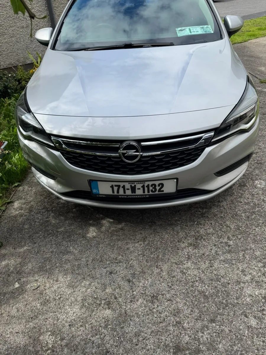 Opel Astra 2017 - Image 1